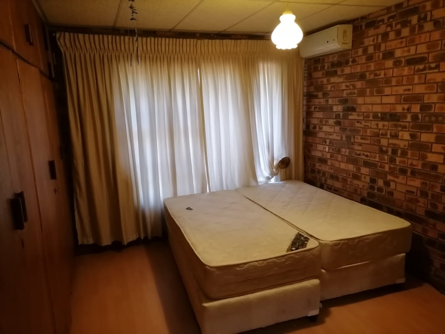 4 Bedroom Property for Sale in Universitas Ridge Free State